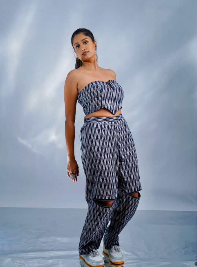 IkkaTri - The Glow-eye Pants